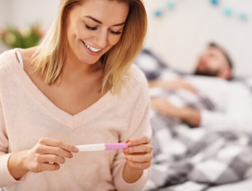 Pierwsze symptomy ciąży doświadczenia kobiet